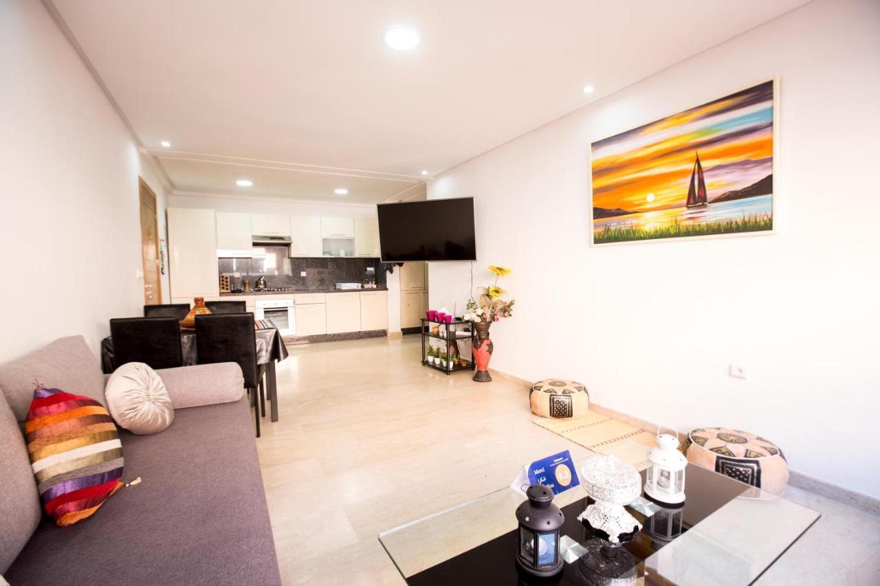 Luxury Beach Apartment - Romantic Weekend Getaway Agadir n'Ait Sa Esterno foto